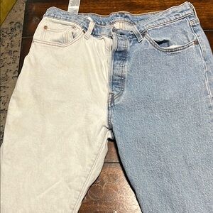 Levi's Two-Tone wide leg Jeans - Blue and light wash ! Button fly